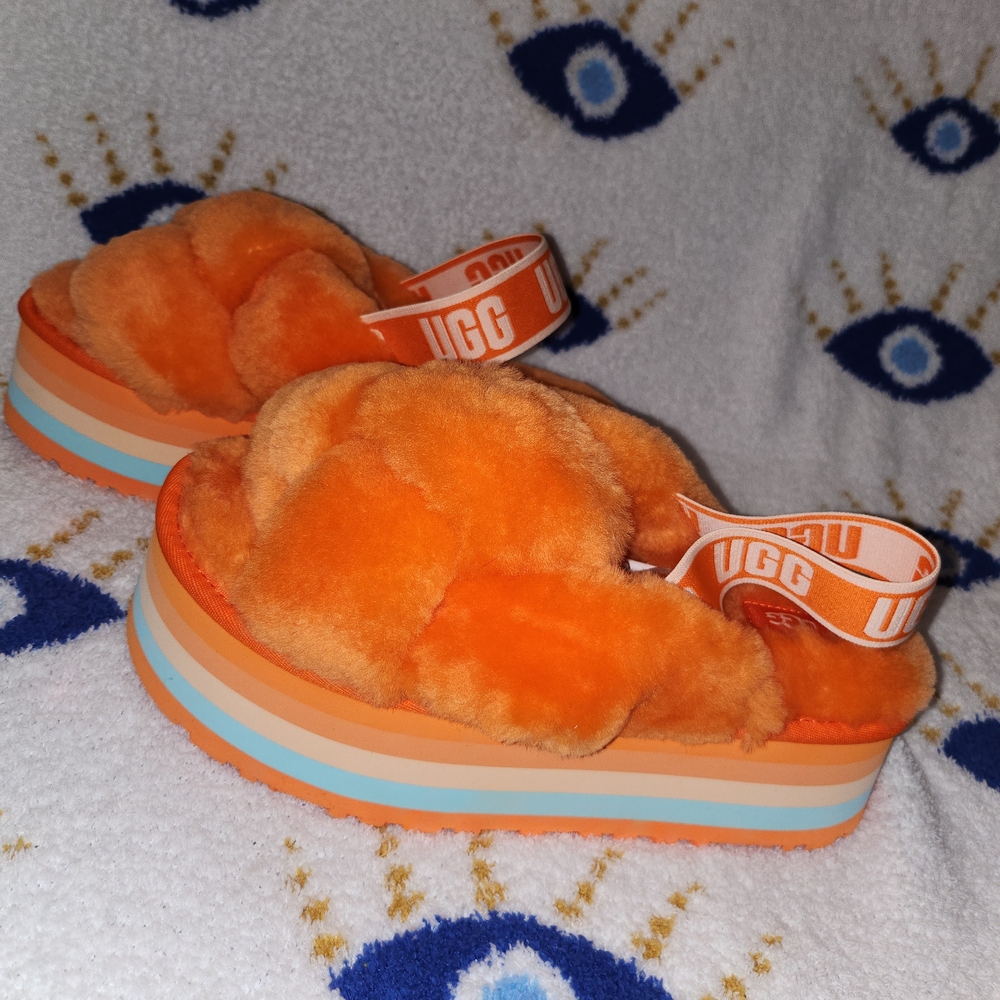 UGG Womens Fluffy Orange Sandals